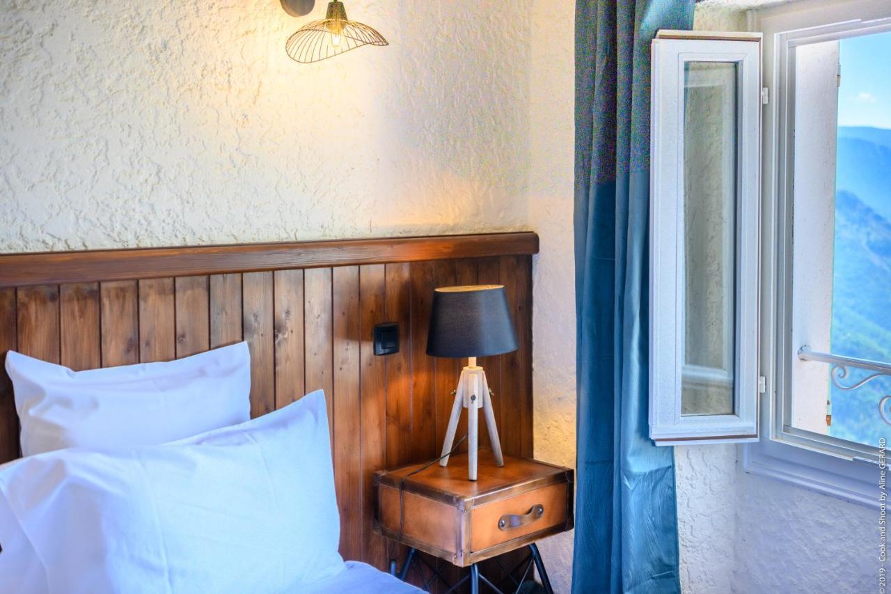 Auberge Lo Robur Roure Eksteriør bilde
